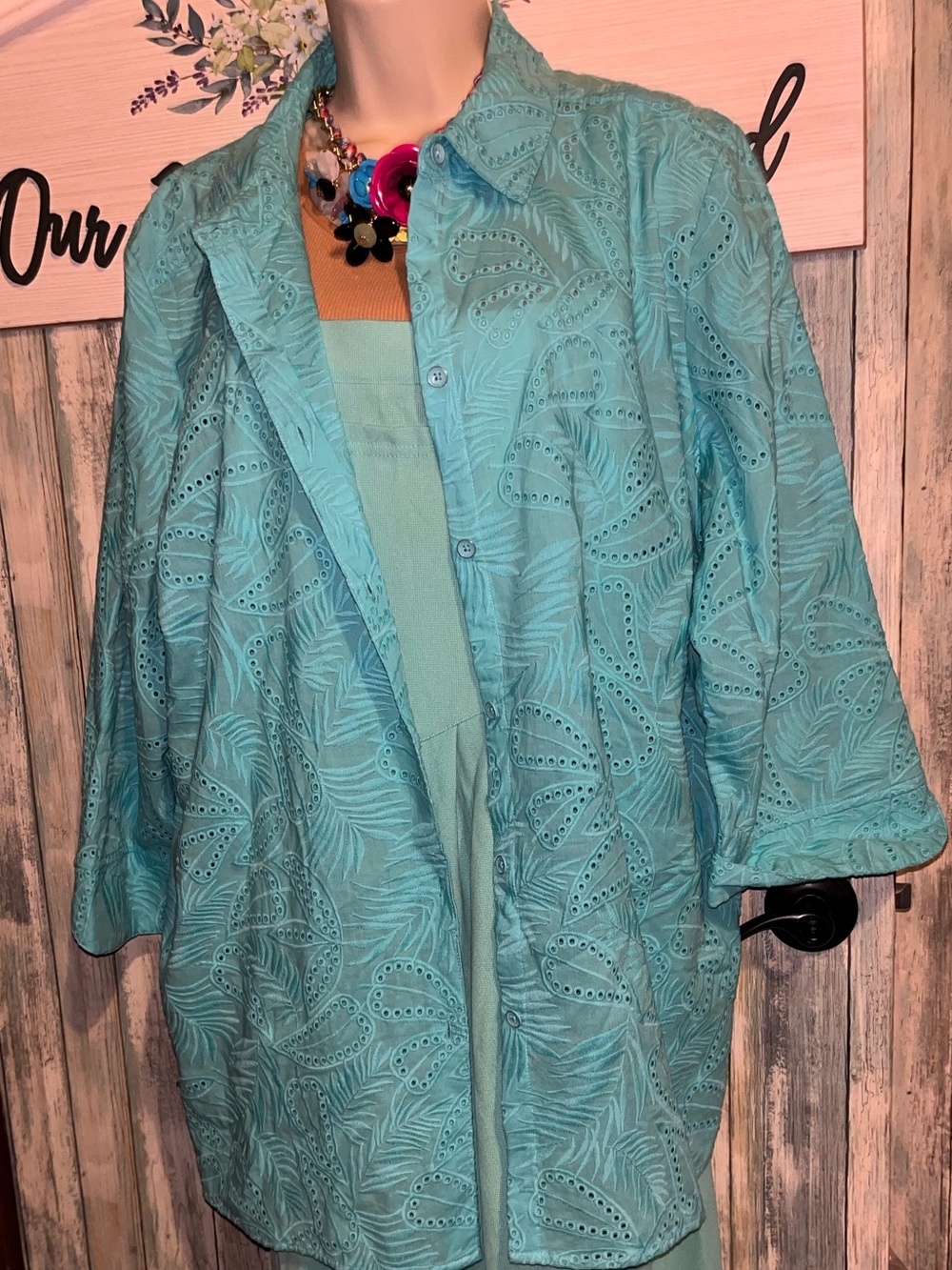 Foxcroft 20W Aqua Teal Eyelet Button-Front Blouse